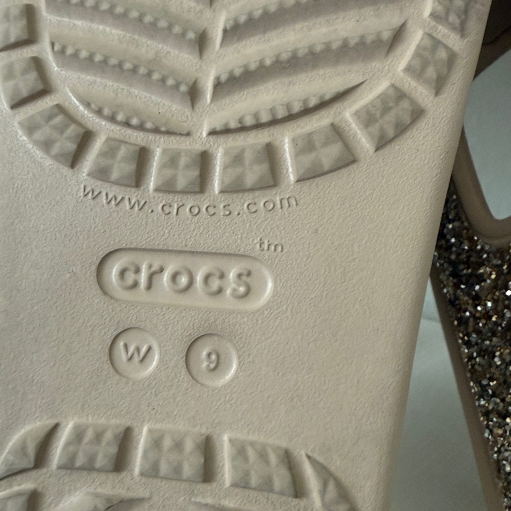 CROCS Women's Beige Sparkle Sandals - Picture 7 of 8